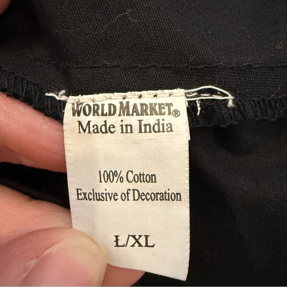 WORLD MARKET Floral Embroidered Peasant Top Women’s L XL Lightweight Boho Shirt - Picture 5 of 8